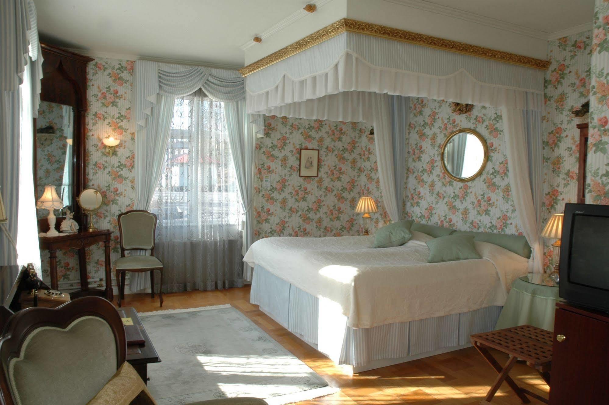 Hotell Torpa Pensionat - Sweden Hotels Сёдертелье Номер фото