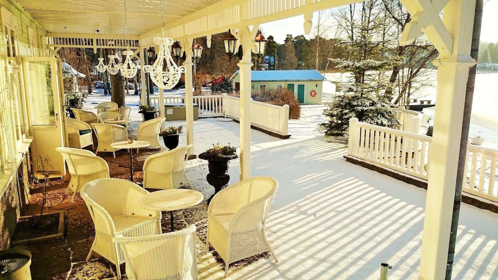 Hotell Torpa Pensionat - Sweden Hotels Сёдертелье Экстерьер фото